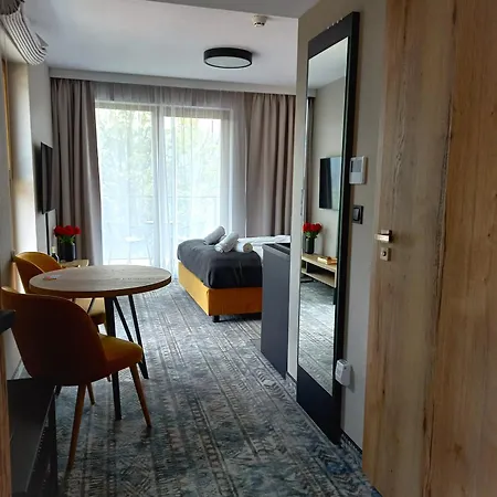 Komfortowy Z Widokiem Na Góry Z Sauną Oraz Basenem Złoty Horyzont Apartamento *