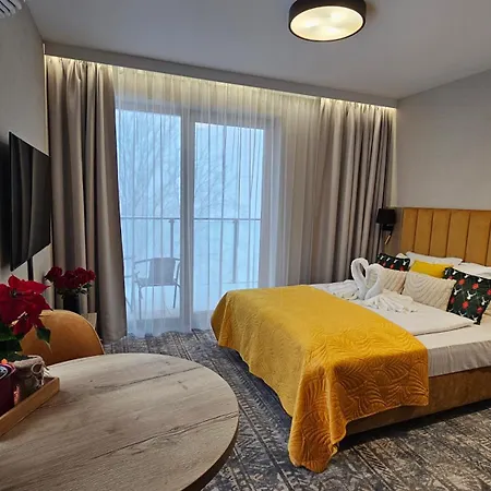 Komfortowy Z Widokiem Na Góry Z Sauną Oraz Basenem Złoty Horyzont Apartamento *